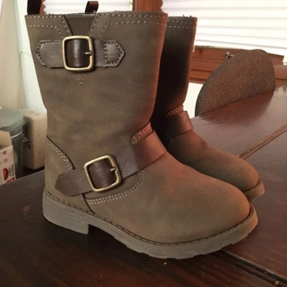 Kids boots